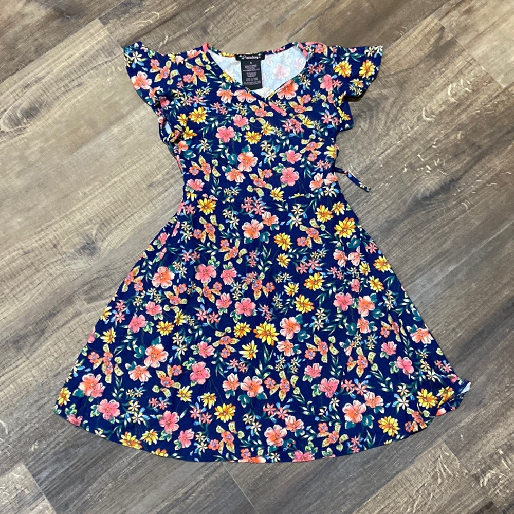 Soft Stretchy Faux-Wrap Flutter Sleeve Floral Dress
